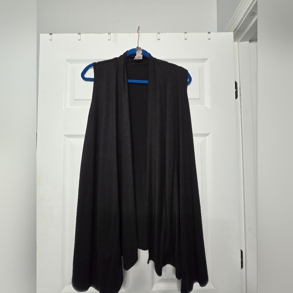 Elegant Black Drape Cardigan